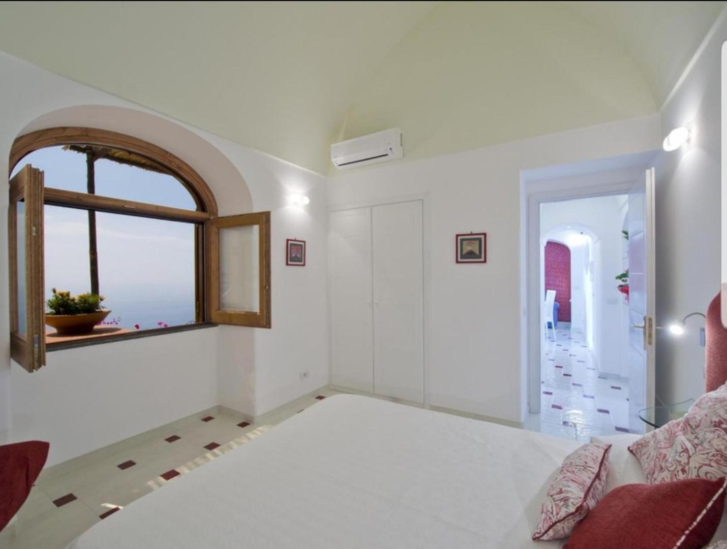 Holidays Dream Praiano Exterior photo