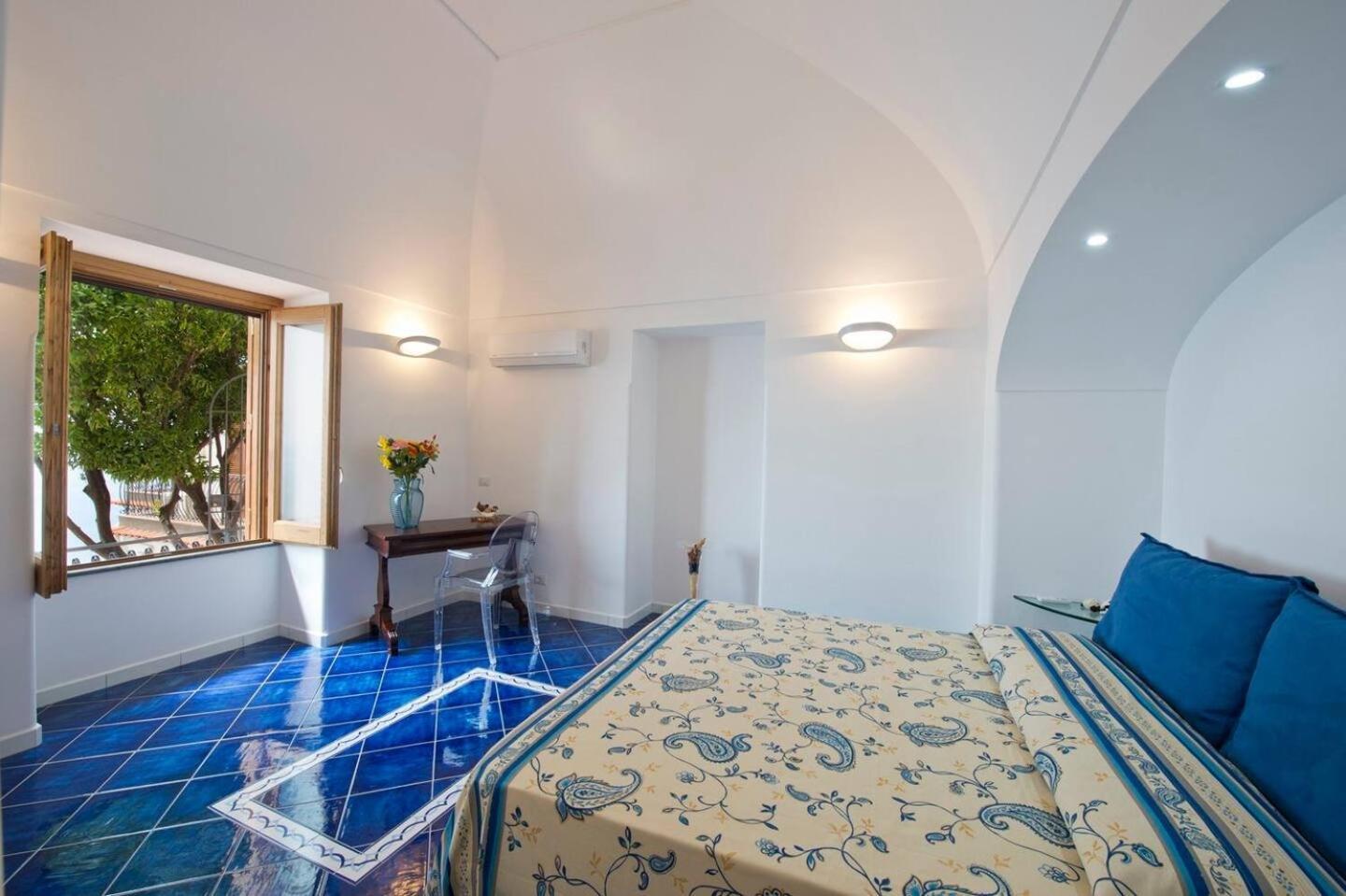 Holidays Dream Praiano Exterior photo